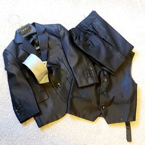 Tuxedo Toddler (Boy)